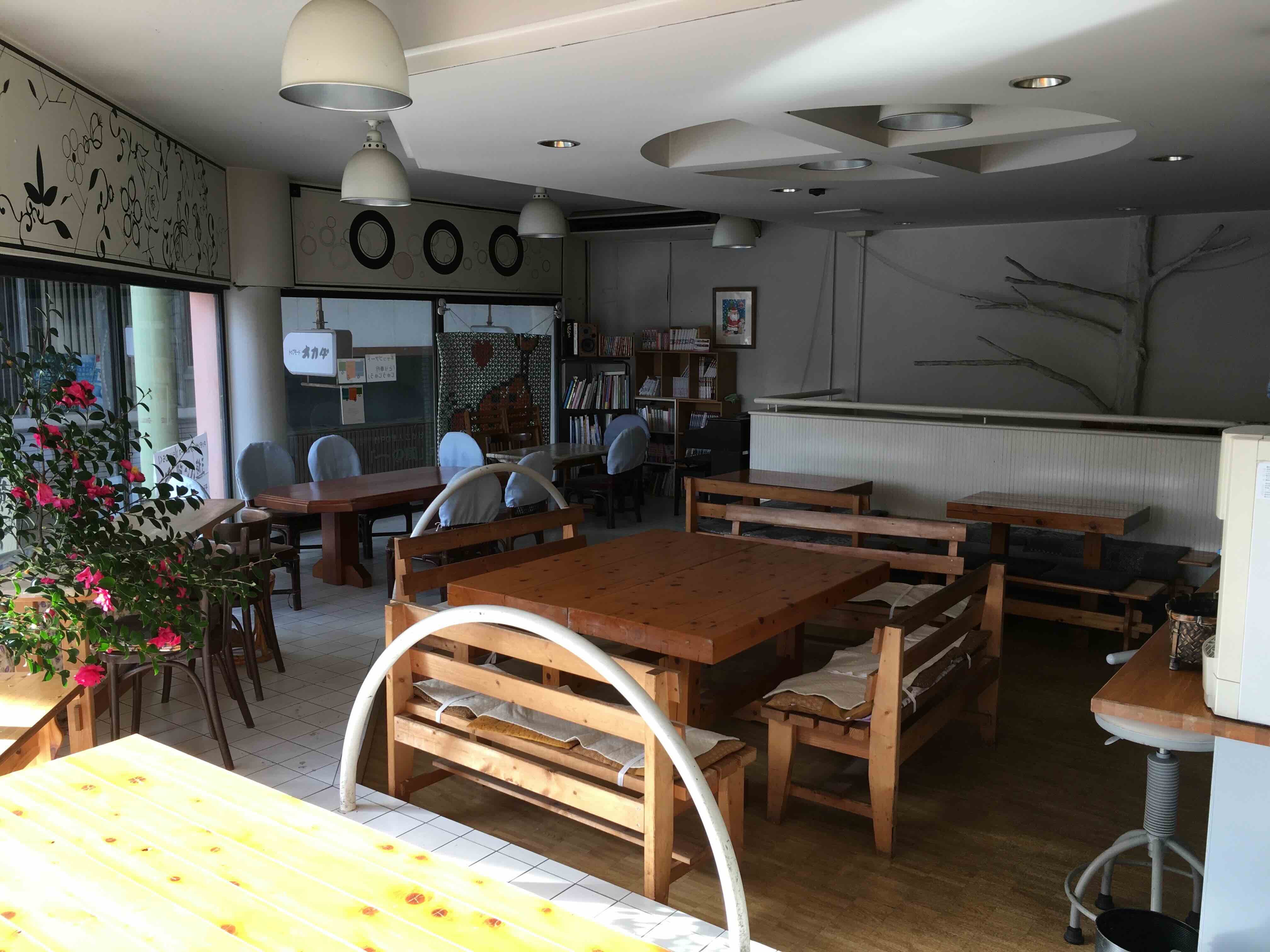 店内4